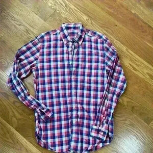 J Crew Men's Red White and Blue Plaid Button Down Size Small Oxford Shirt